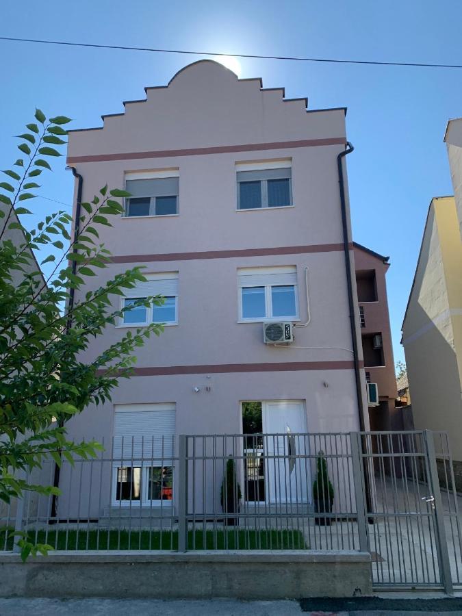Apartman Hana Sombor Extérieur photo